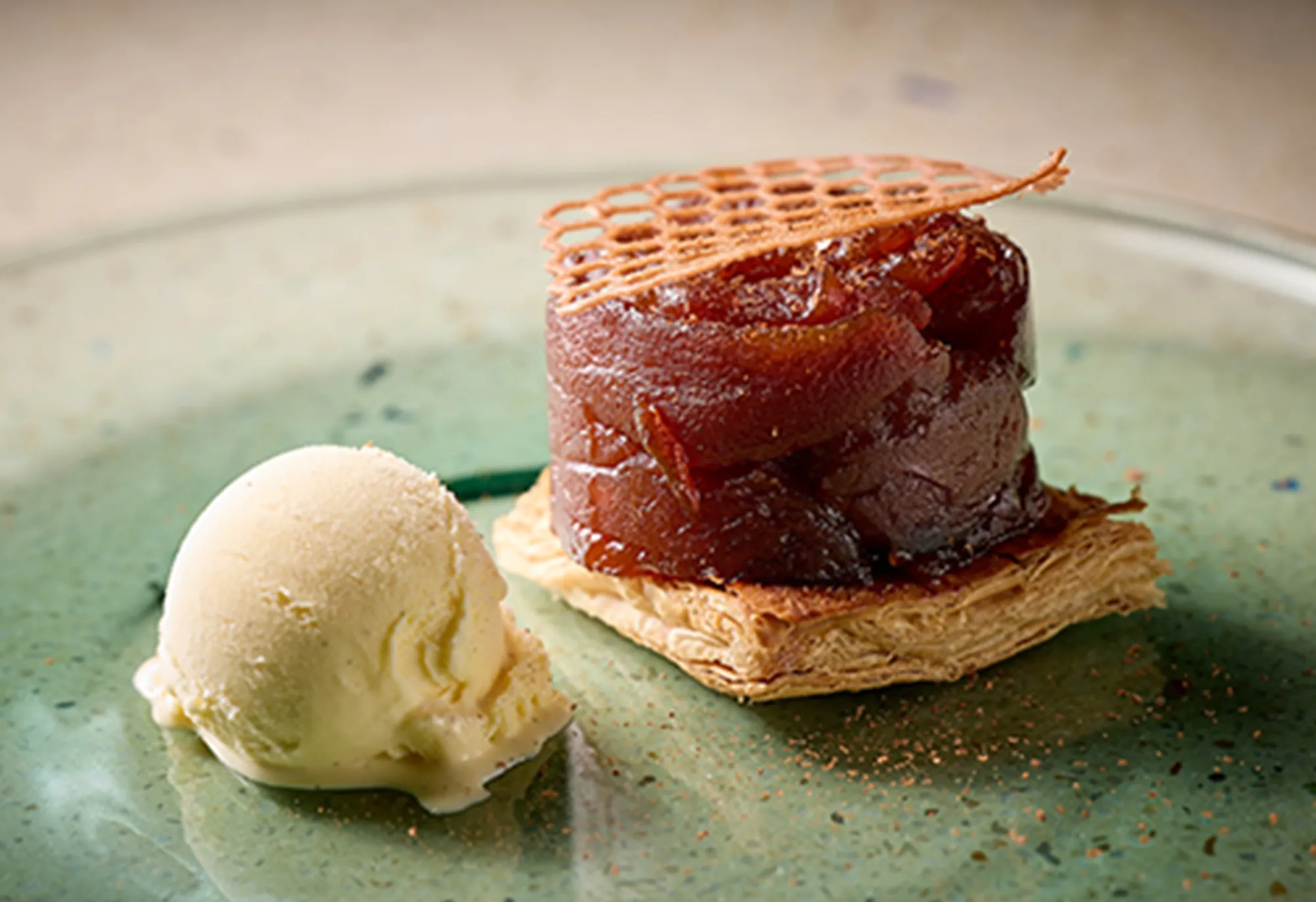 生産者の情熱を、一皿の芸術へ。