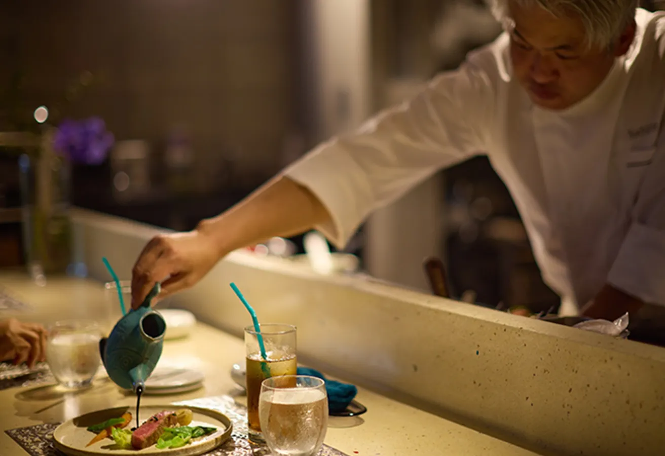 ライブ感のあるカウンター